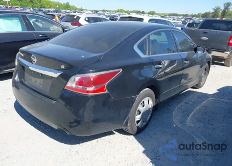 2015 Nissan Altima 2.5 S из США, поврежденный, VIN 1N4AL3AP4FC287266